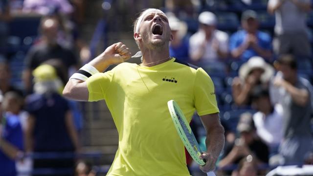 Davidovich celebra una victoria en el Masters 1.000 de Toronto.