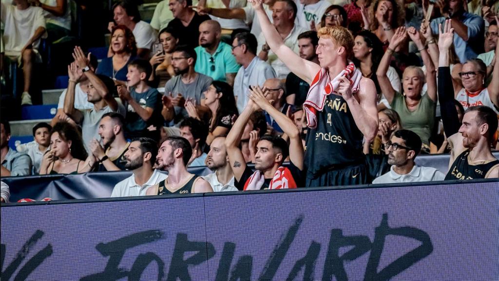 Alberto Díaz durante el España vs. Eslovenia en el Martín Carpena.