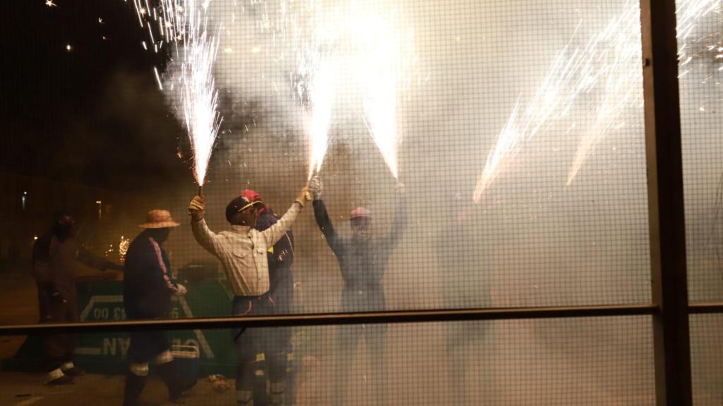 Ruz y otros regidores, en el dispositivo especial de seguridad este domingo por la noche.