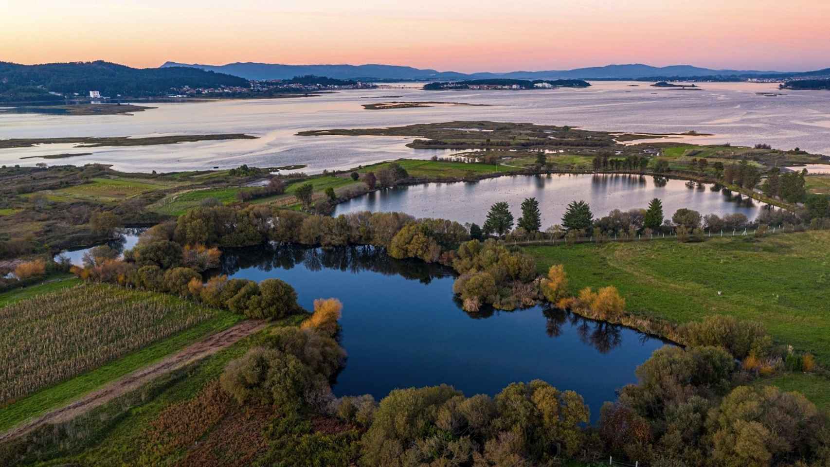 Entorno de las lagunas de Rouxique, Sanxenxo.