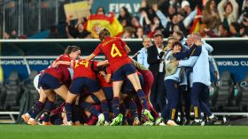 Las jugadoras de España celebran el gol de Olga Carmona a Suecia