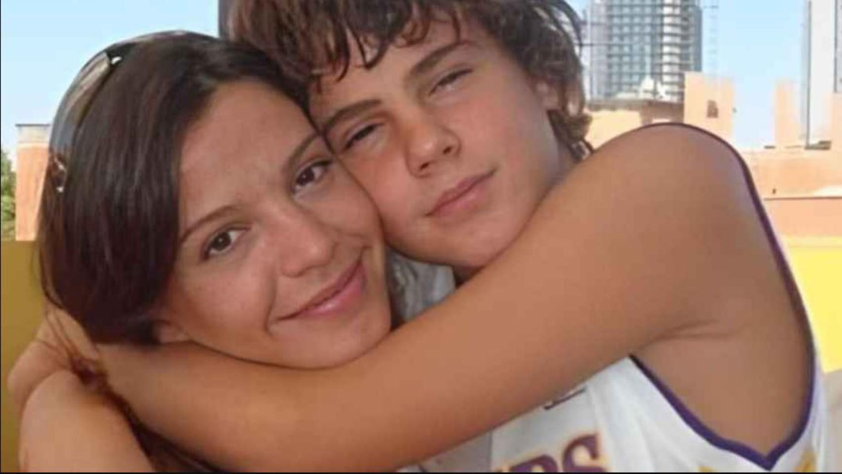 Silvia Bronchalo junto a su hijo, Daniel, en una de las pocas imágenes que existen a nivel público.
