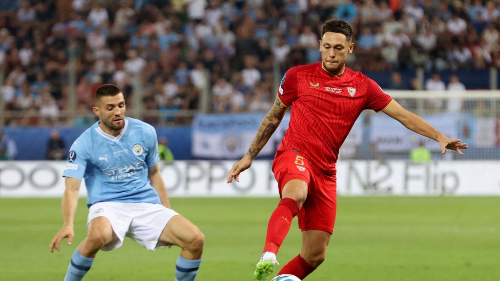 Ocampos, en el partido ante el Manchester City.