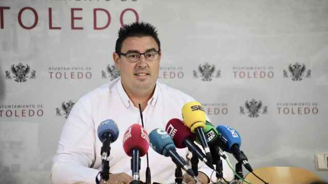 El concejal de Festejos, José Vicente García-Toledano, en rueda de prensa.