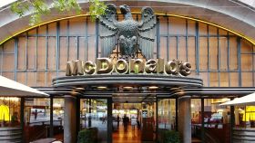 ¿Qué se come y cuánto cuesta el McDonald's más lujoso del mundo?