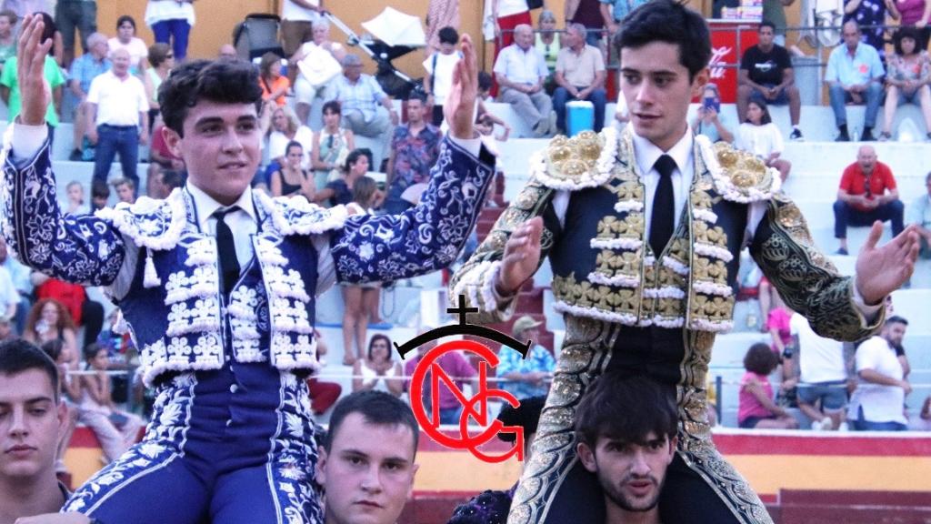 Jarocho y Herrero salieron a hombros en la segunda de feria de Roa de Duero