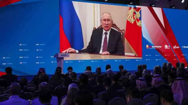 El presidente ruso Vladímir Putin da un discurso por videoconferencia durante la 11ª Conferencia de Seguridad Internacional celebrada en Moscú.