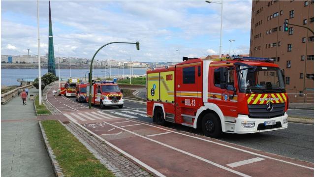 Imagen de archivo de una intervención de los bomberos en el Millenium de A Coruña