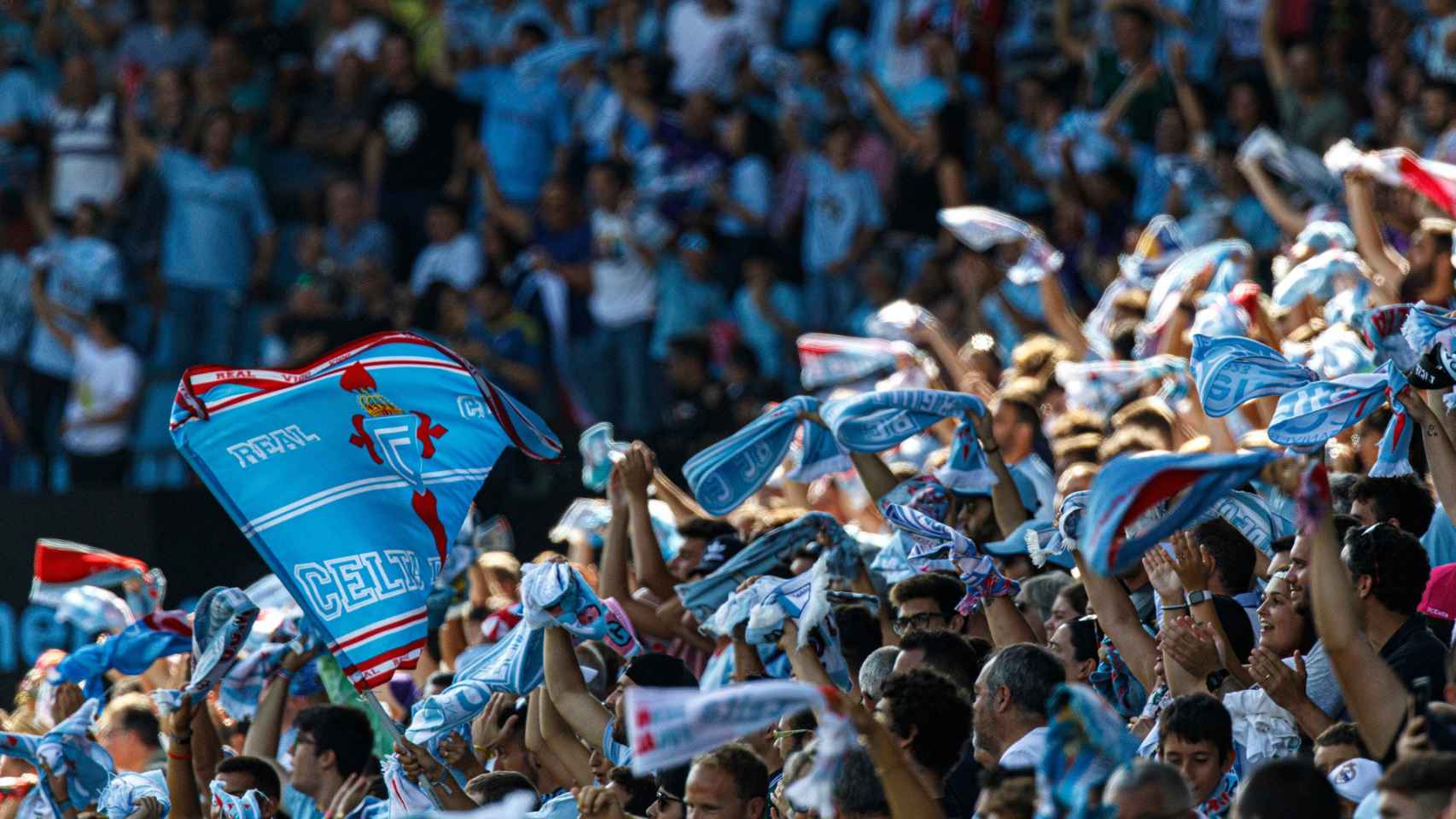 Afición del Celta de Vigo en un encuentro en Balaídos.