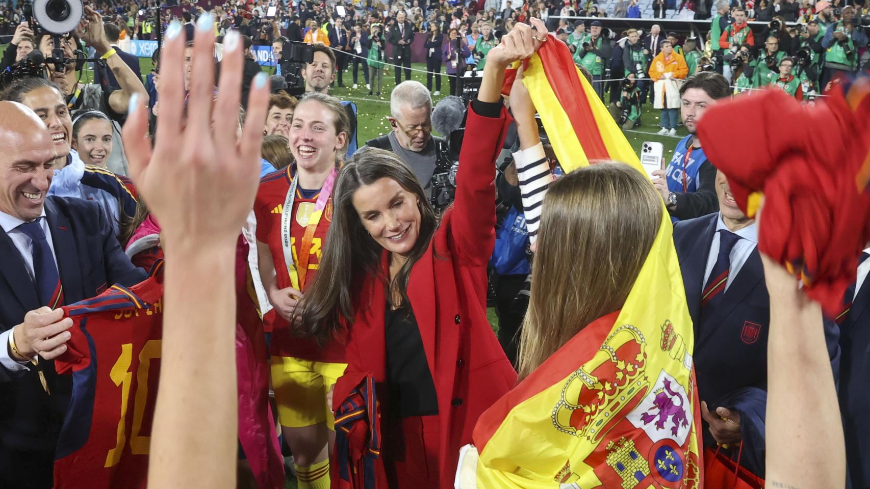 Letizia celebra la victoria de la selección española en el Mundial femenino