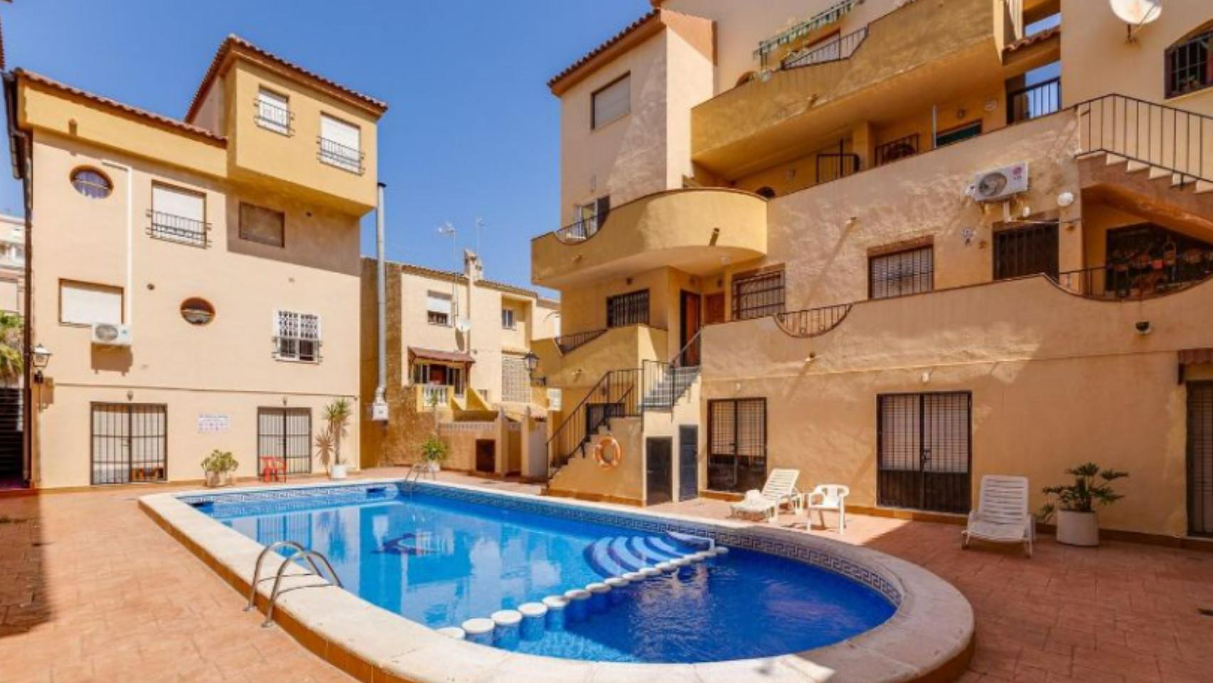 Bungaló a la venta en Torrevieja, Alicante.