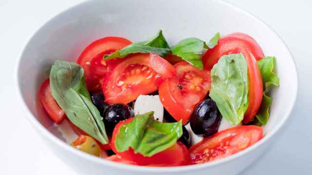 El truco que funciona para que los tomates tengan más sabor, la ciencia lo confirma