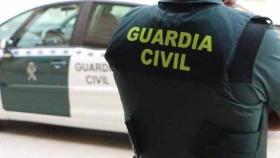 Agentes de la Guardia Civil en la detención.
