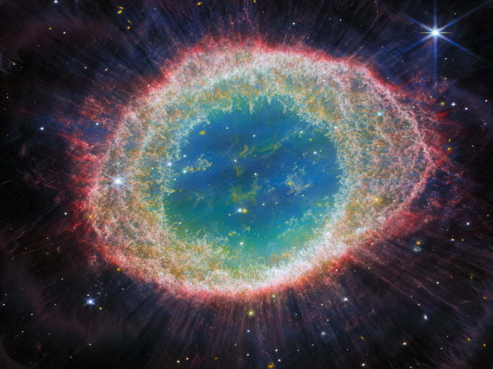 Nebulosa del Anillo, recogida en imágenes del Webb.