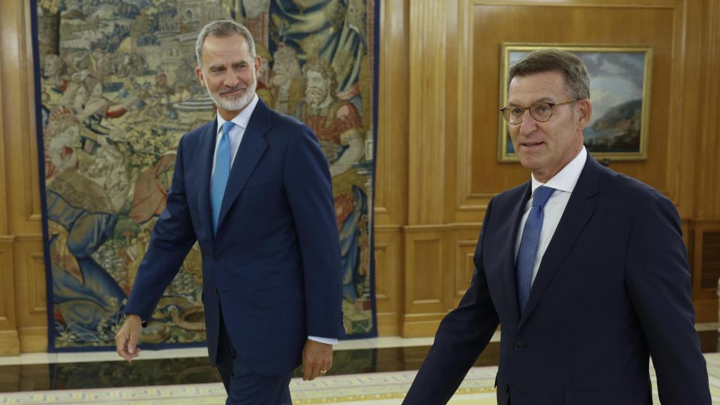 El Rey Felipe VI recibe a Alberto Núñez Feijóo, este martes en la Zarzuela.