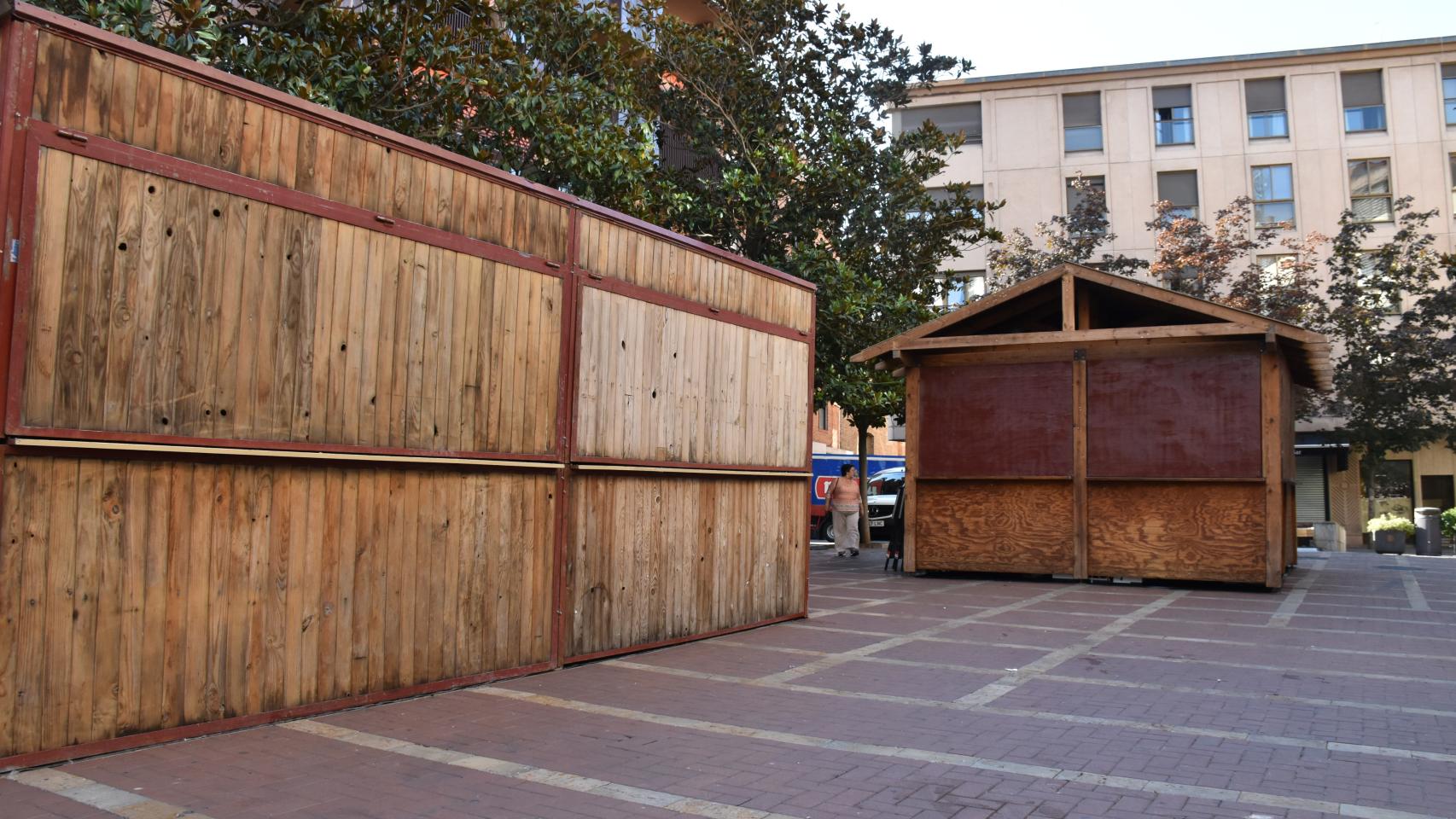 Casetas instaladas en la plaza de Martí y Monsó