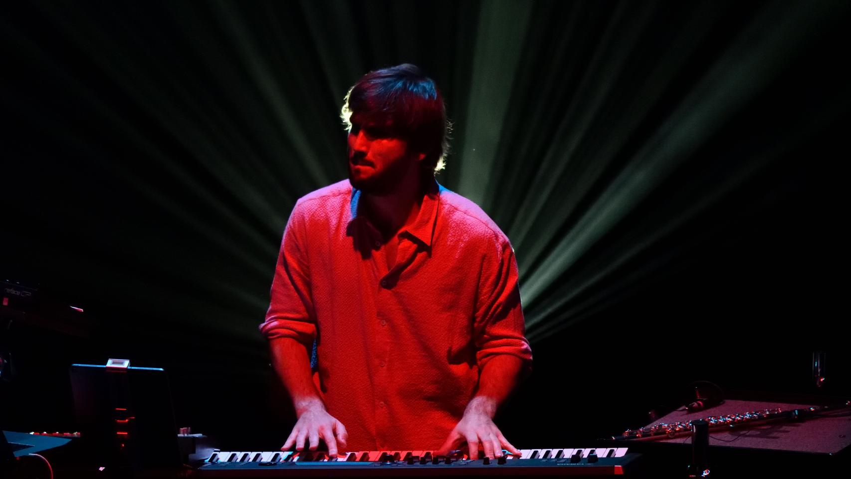 Lucas Vidal en concierto en el Auditorio Víctor Villegas, Murcia. Foto: Joaquín Zamora