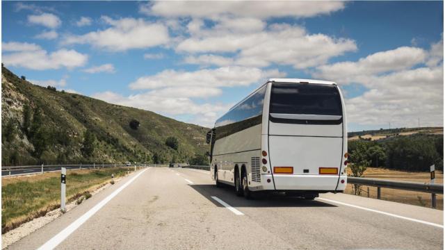 Ferrol (A Coruña) abre el plazo para solicitar ayudas para el bono bus universitario