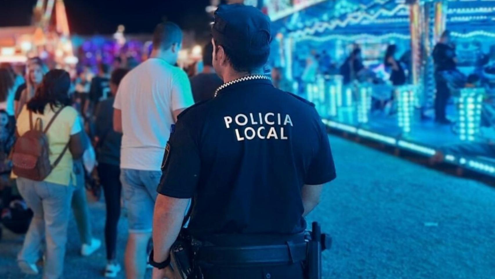 Un hombre intenta mediar en una pelea en Elche y uno de los agresores lo deja inconsciente