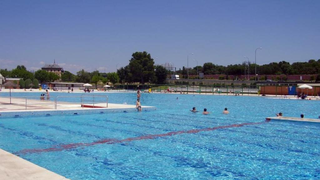 Conoce cuándo van a cerrar las piscinas de Madrid este verano.