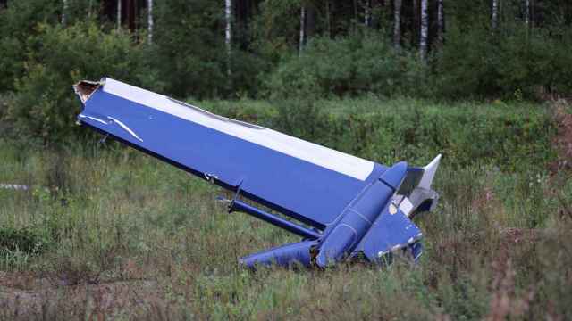 Imágenes de uno de los restos del avión donde viajaba Prigozhin.