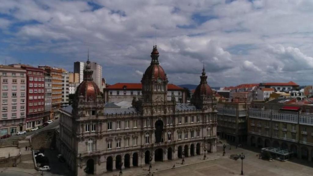 Imagen de la Plaza de María Pita en el vídeo.