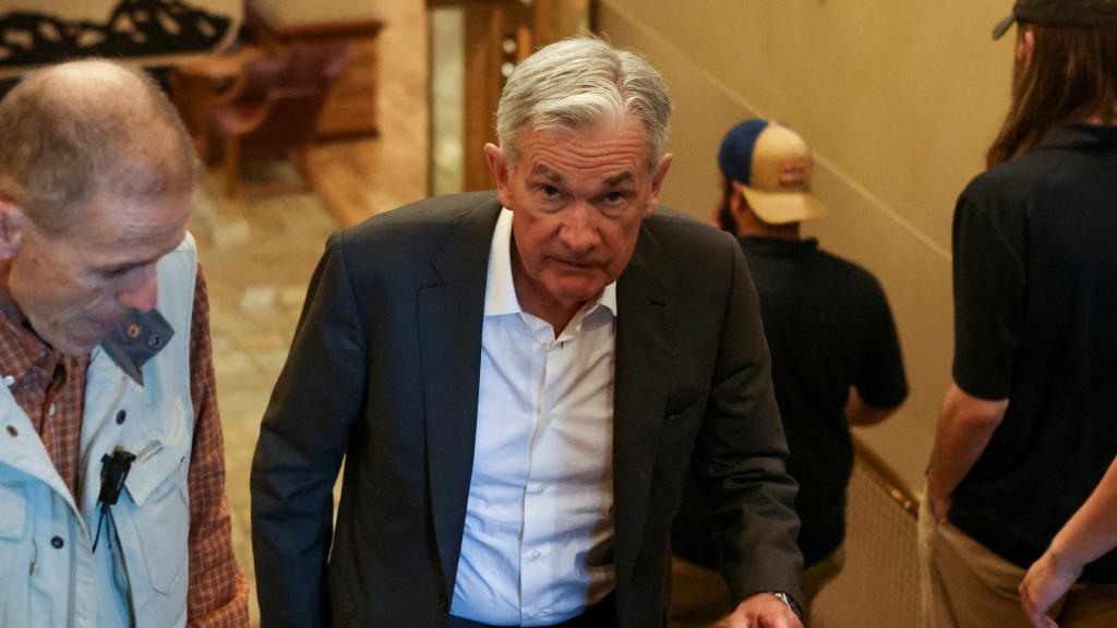 Jerome Powell, presidente de la Reserva Federal de Estados Unidos, en el Teton National Park, donde los líderes financieros mundiales se juntaron para participar en el simposio de Jackson Hole.