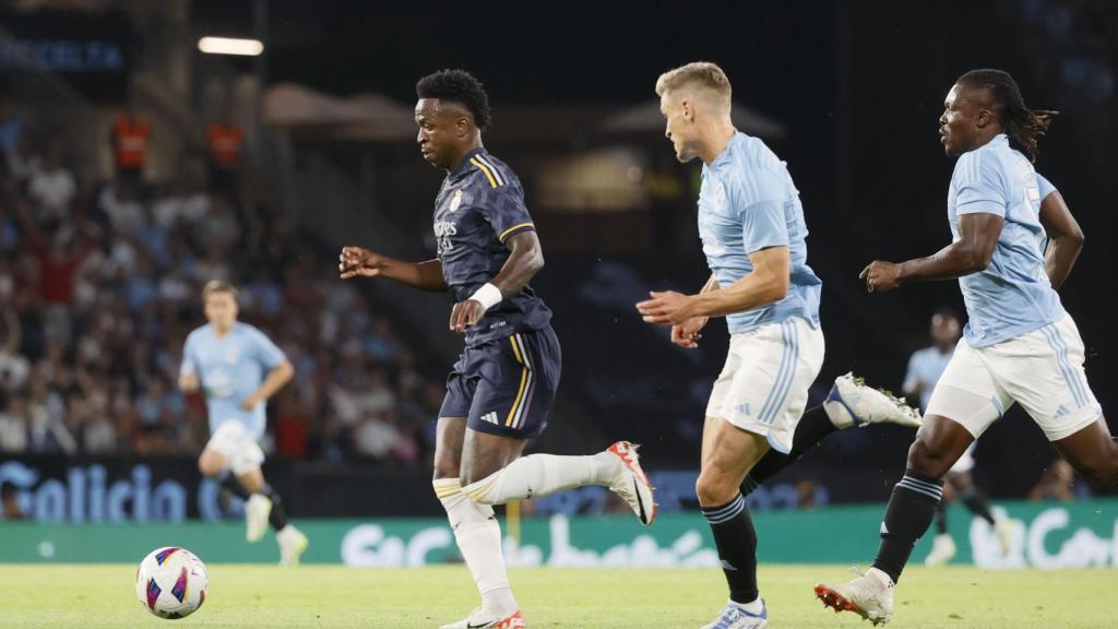 Vinicius, con el balón