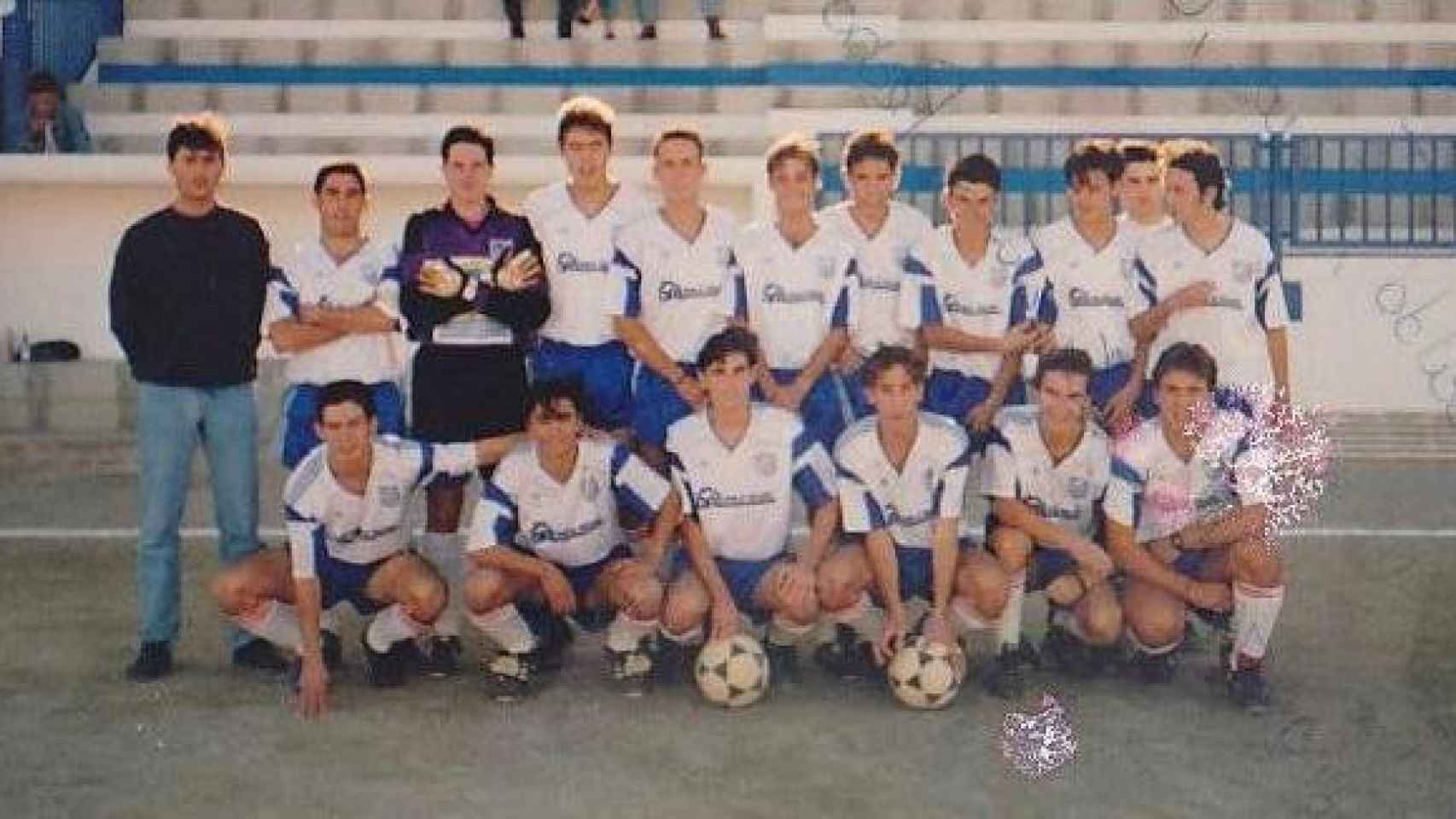 Temporada 93-94 del Motril juvenil. Rubiales está abajo, el tercero por la derecha.