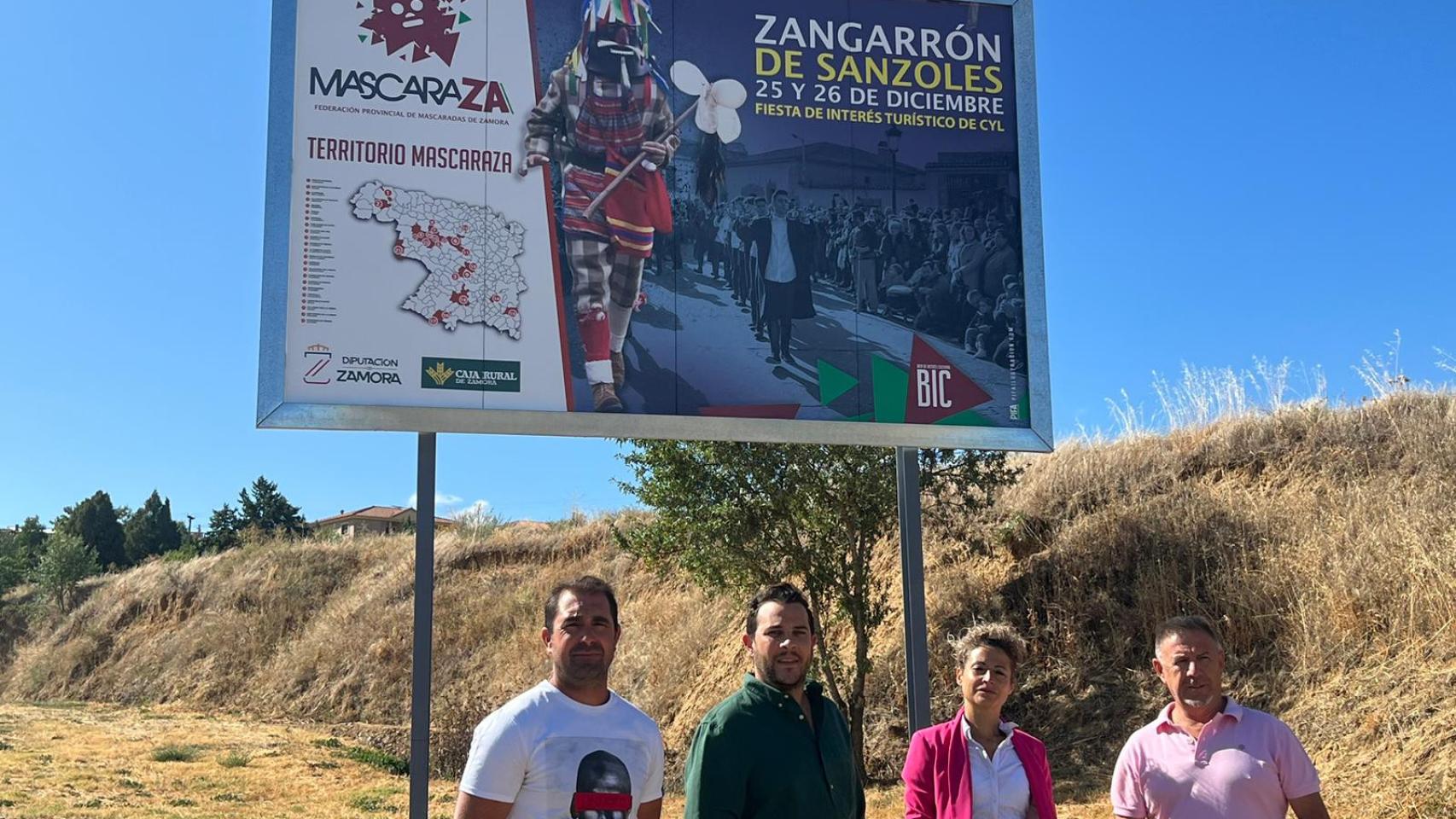 La Ruta de las Mascaradas de la provincia de Zamora ya tiene su primera valla