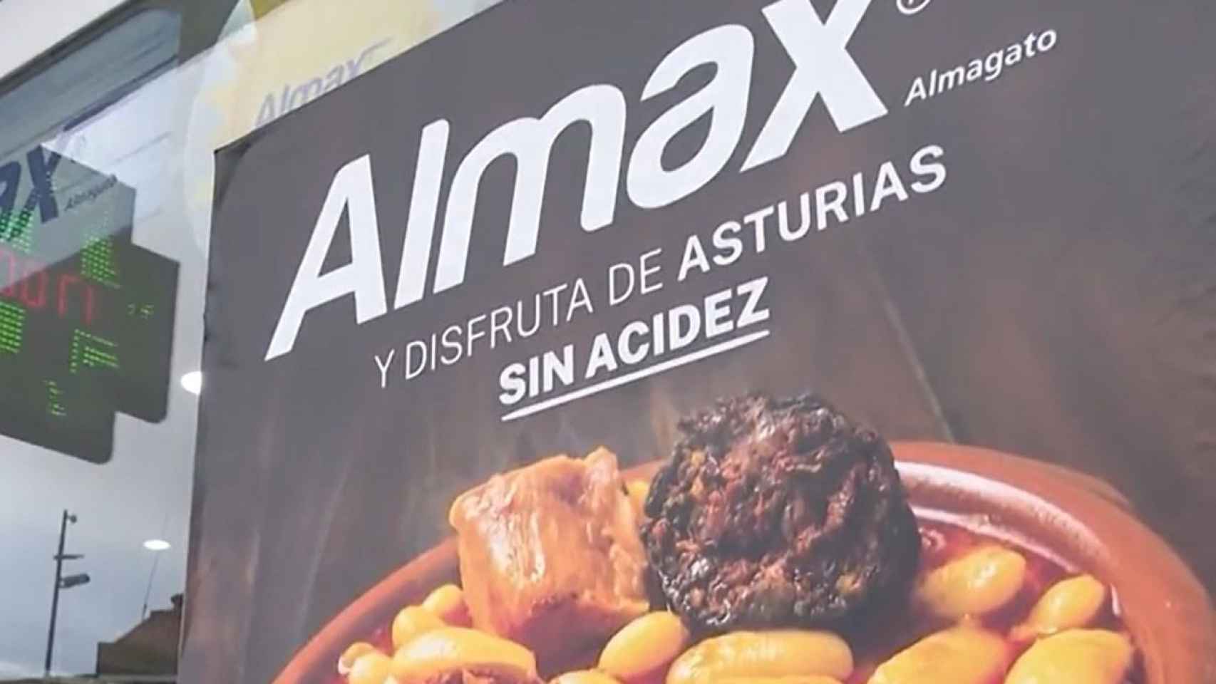 La campaña publicitaria de Almax en Asturias.