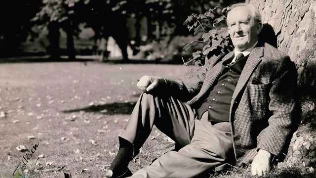 Tolkien a finales de los años 50. Foto: Biblioteca del Congreso de EE.UU.
