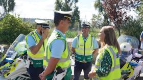 La delegada del Gobierno en Castilla y León, Virginia Barcones, presenta la Operación ‘ROADPOL Safe Holidays’ junto al agente de GNR Nuno Azevedo, del GNR