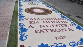 Imagen de la alfombra dedicada a la Vírgen de San Lorenzo en la pasada edición de las fiestas.
