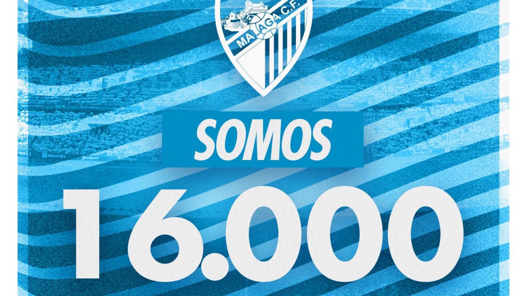 El Málaga CF convence a 16.000 fieles