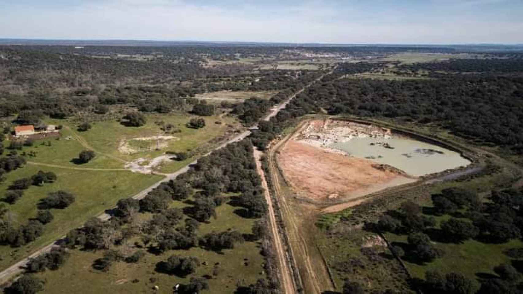 Vista aérea del emplazamiento en Campo Charro, donde se pretende realizar la explotación minera