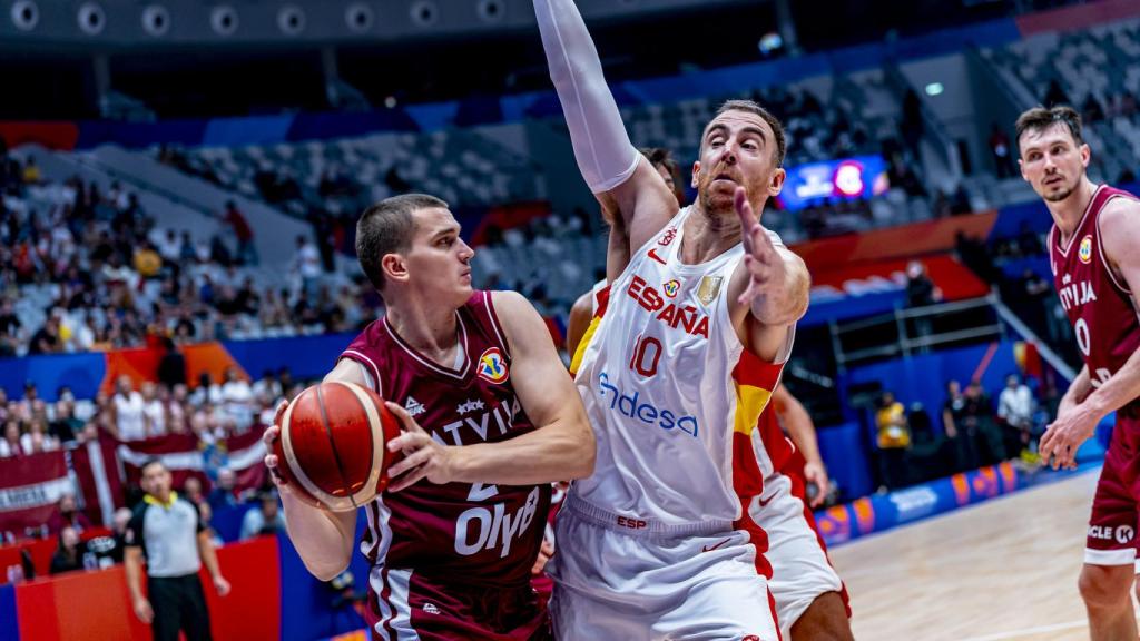 Claver, en una acción defensiva.