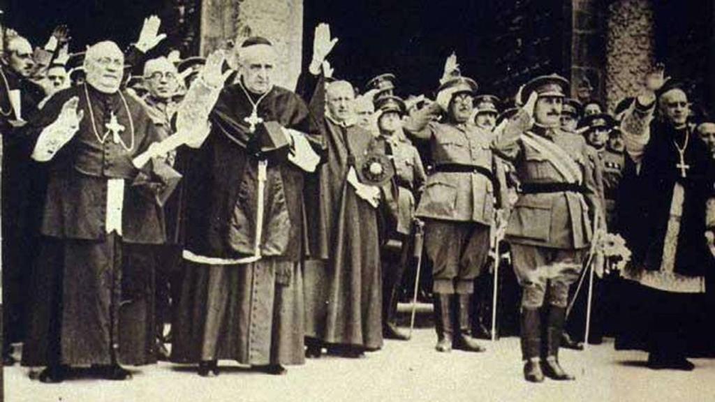 Obispos celebran el día de Santiago durante la Guerra Civil