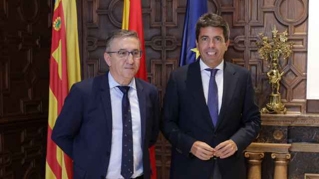 El conseller de Educación, José Antonio Rovira, con el presidente de la Generalitat Valenciana, Carlos Mazón. EE