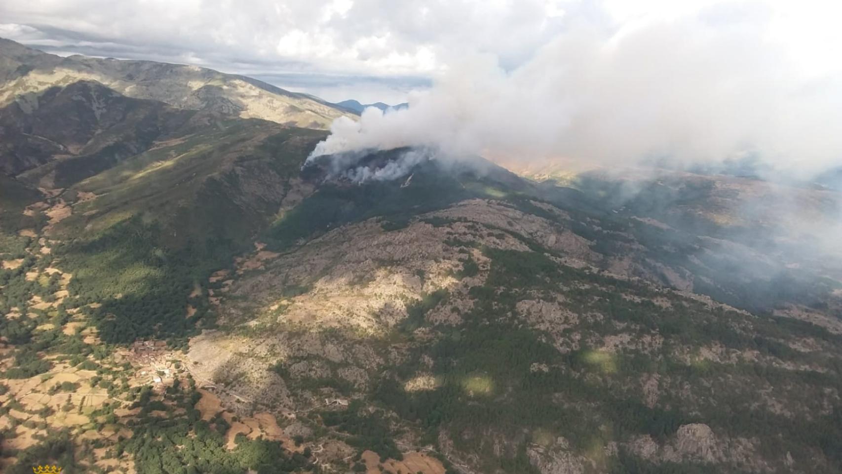 Un incendio en Nava del Barco