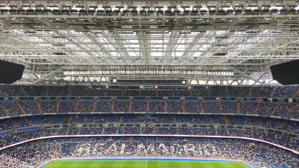 Cubierta retráctil del Estadio Santiago Bernabéu.