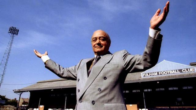 Mohamed Al-Fayet en el estadio del Fulham, club inglés del que fue propietario entre 1997 y 2013.