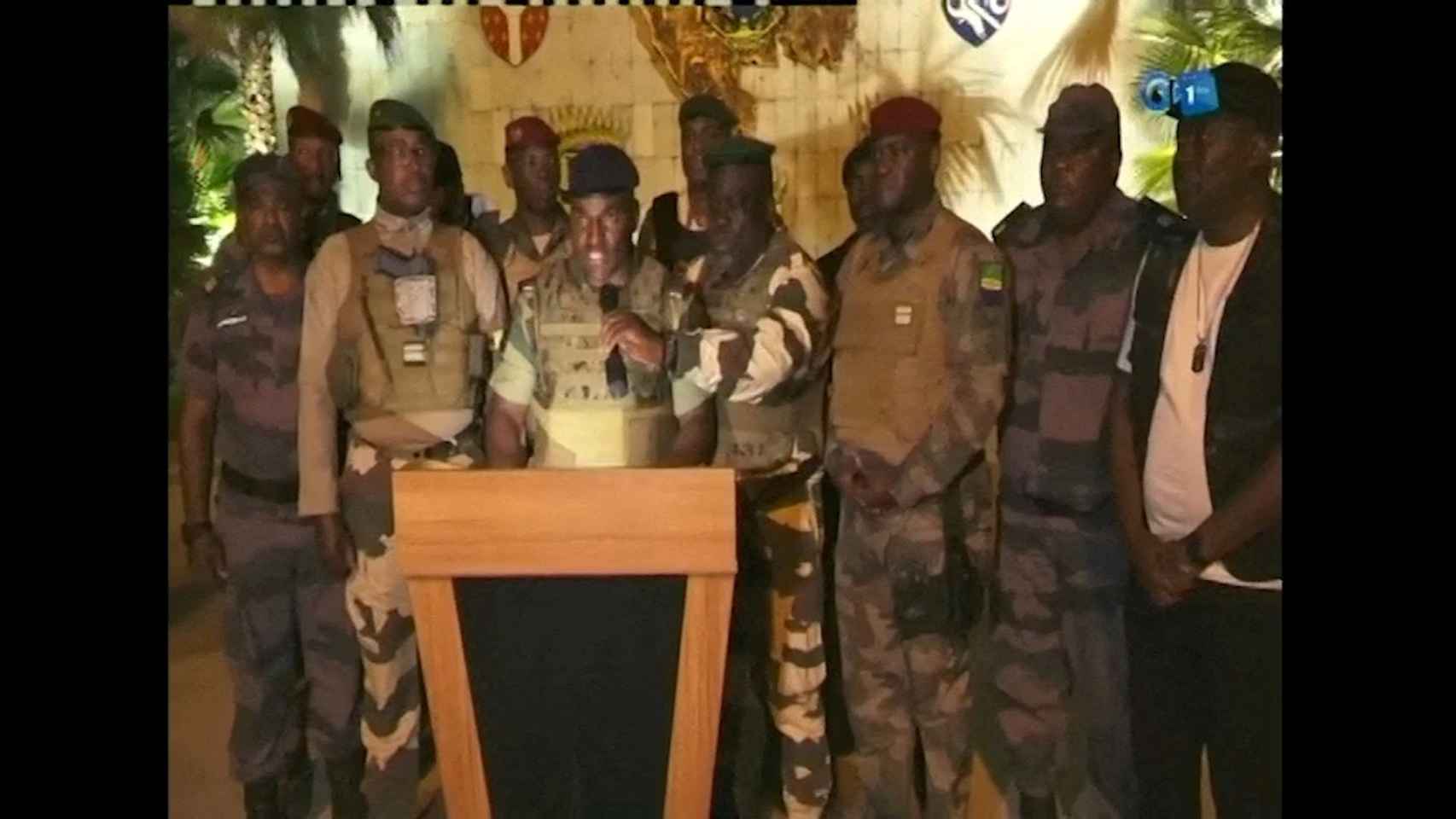 Oficiales militares gaboneses anuncian que han tomado el poder.