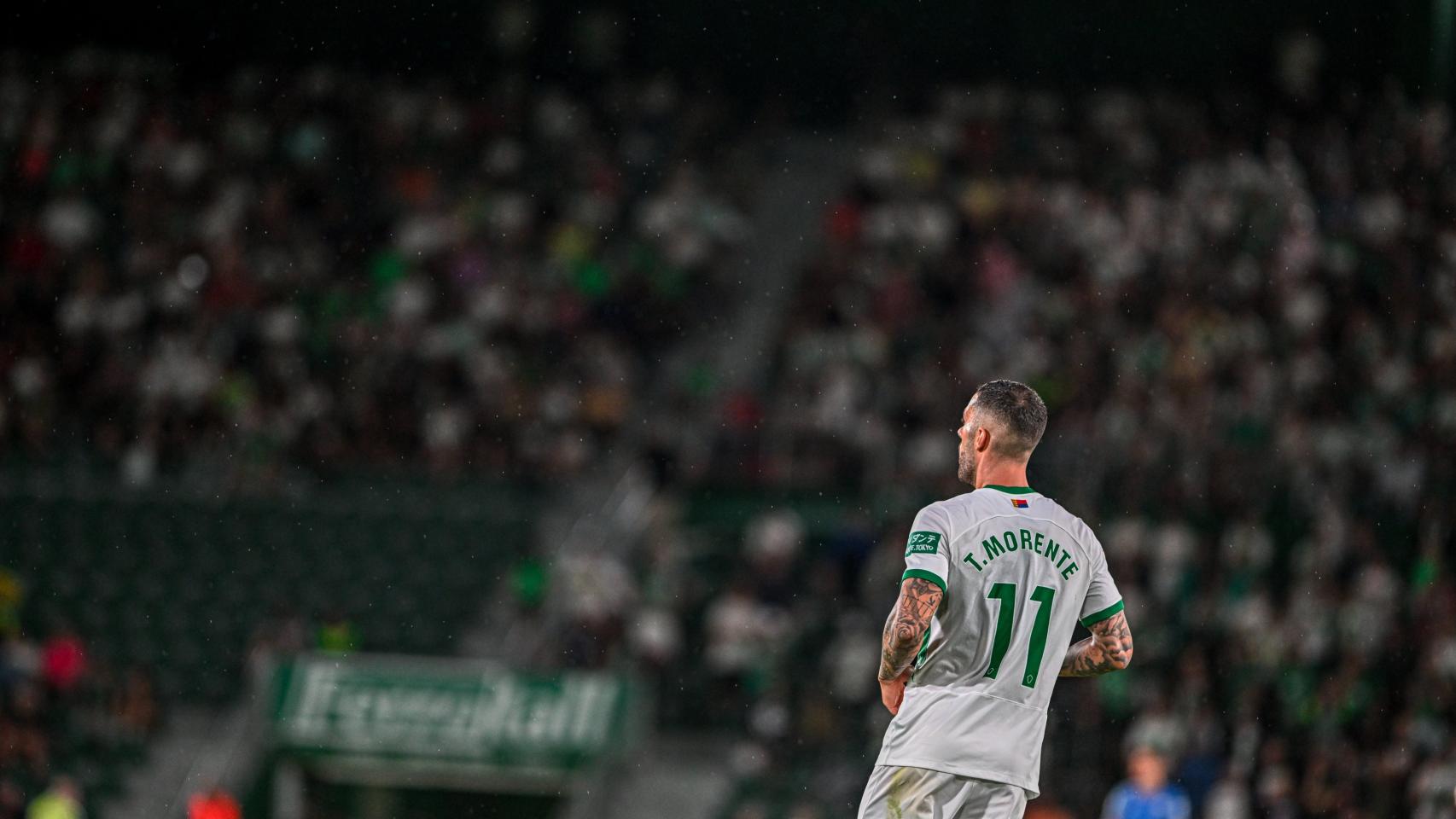 1-1.- El Racing rentabiliza las carencias del Elche