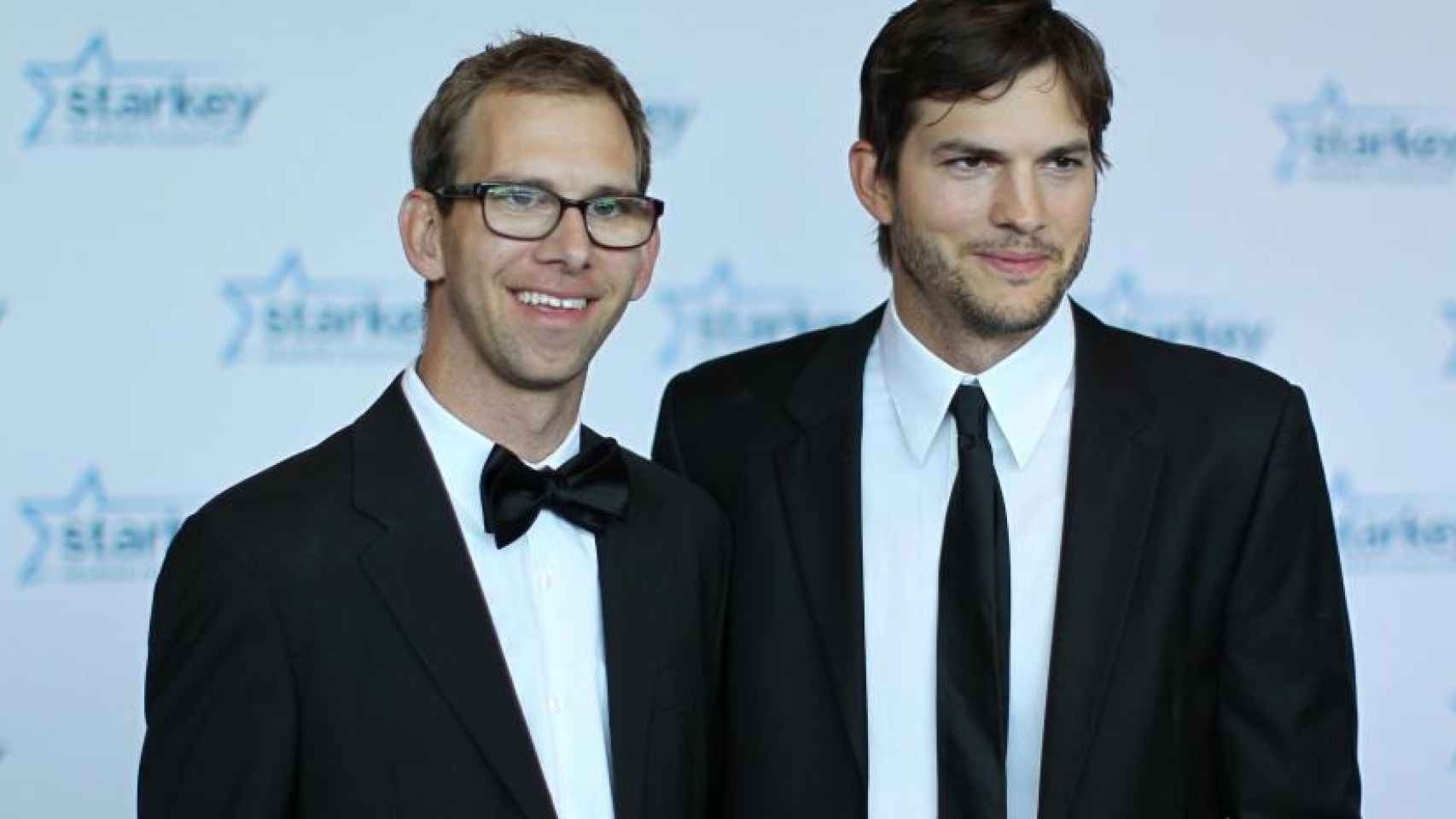 Ashton y Michael Kutcher.