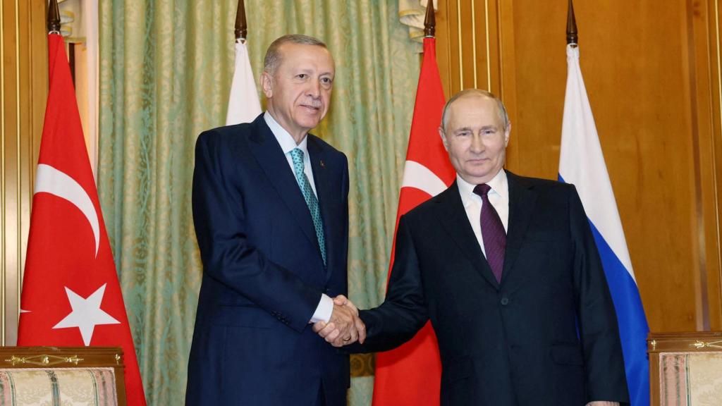 El presidente turco, Tayyip Erdogan, y el mandatario ruso, Vladimir Putin en una foto de archivo.