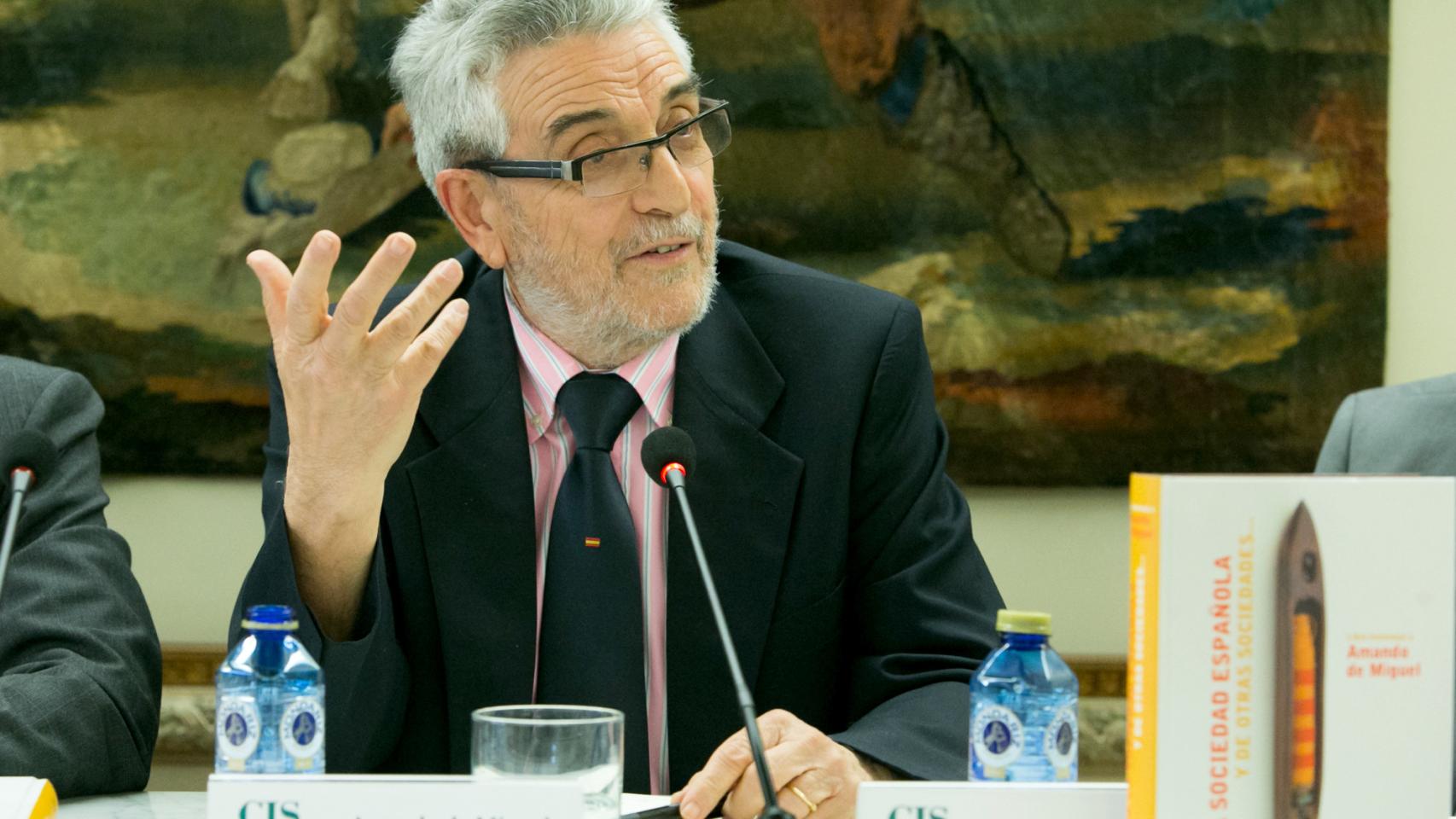 Muere el sociólogo Amando de Miguel a los 86 años