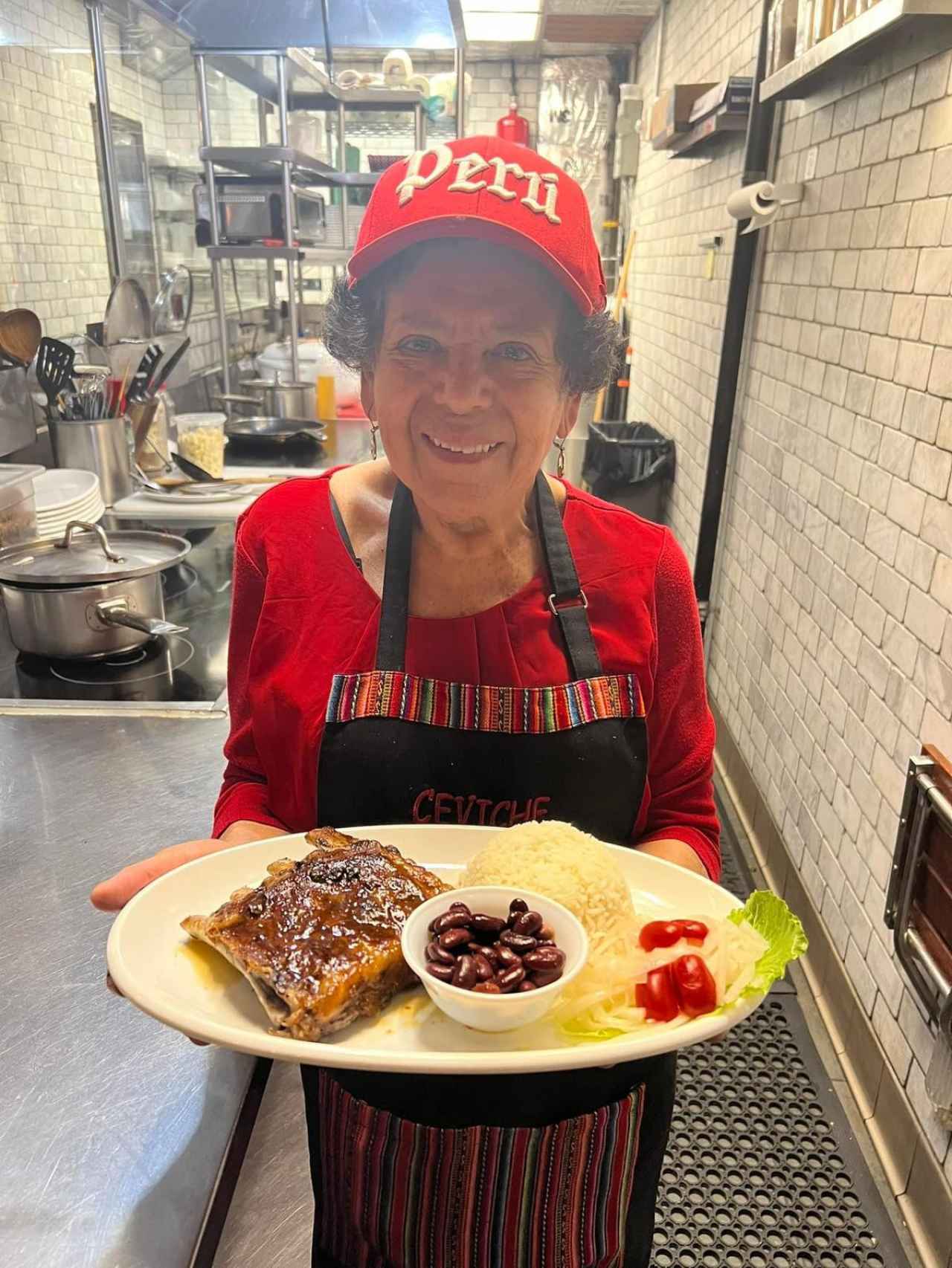 La nonna Rosa de Perú en el restaurante Enoteca Maria de Nueva York.