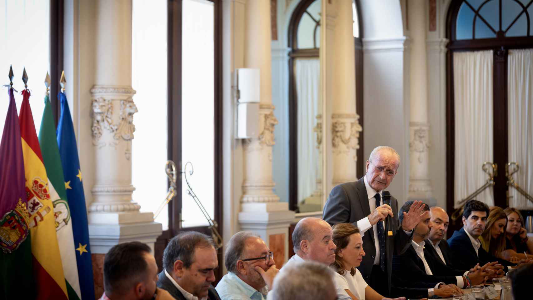 Intervención del alcalde de Málaga, Francisco de la Torre, durante el encuentro.