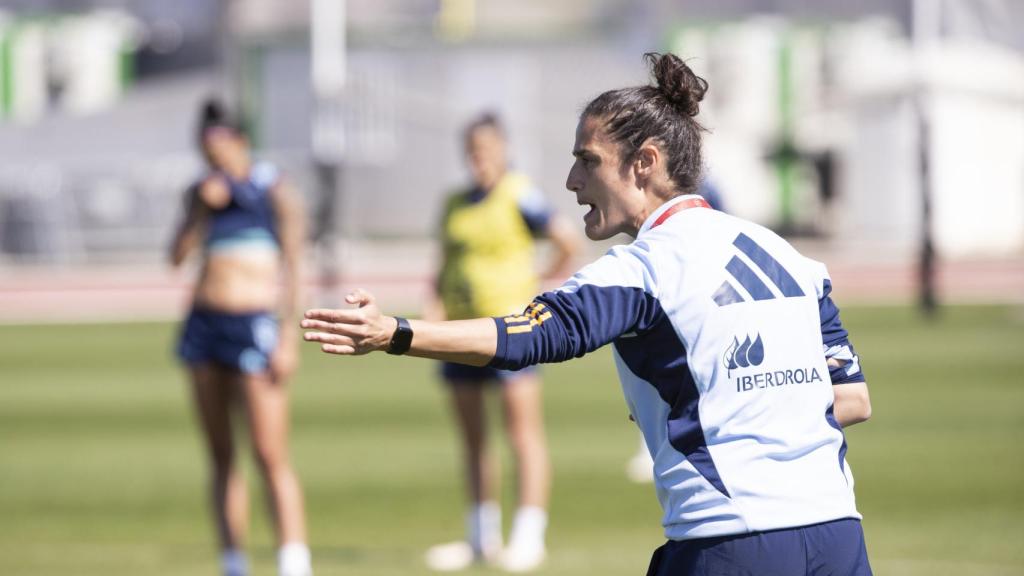 Montse Tomé, durante un entrenamiento de la Selección